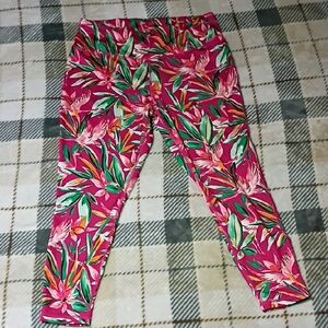 crown & ivy Pink Floral Leggings